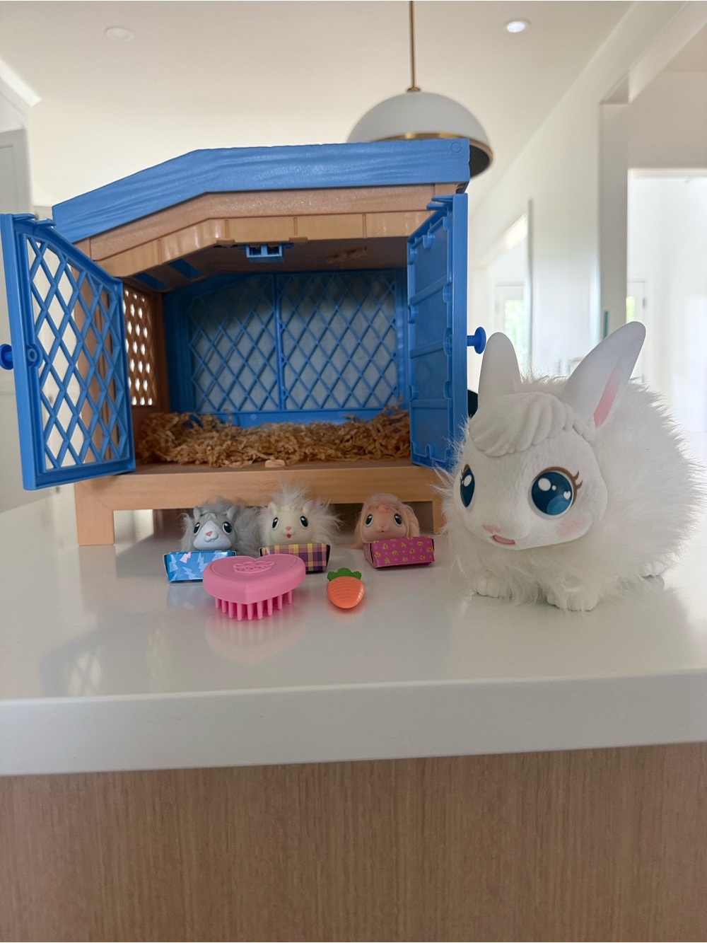 Little live pets mama surprise bunny reveal